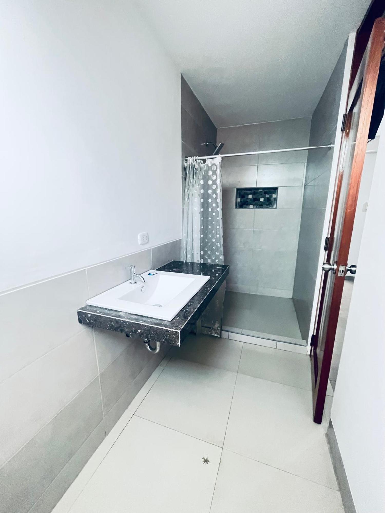 Hotel Villa Santa Ana Quillabamba Екстериор снимка